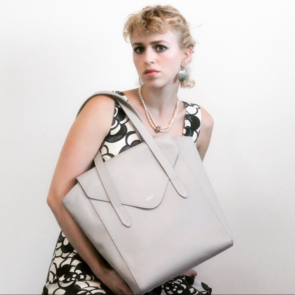 Premium leather shoulder laptop bag